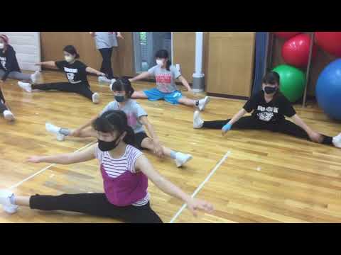 柔軟体操ストレッチ キッズダンシング金曜日クラス キッズガーデン武蔵小杉教室 指導 梶原和歌子 深野朋果 2021,6,18