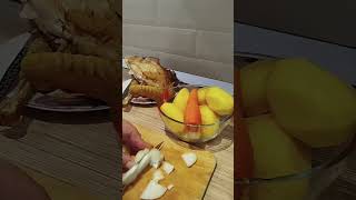 #село#дом#борщ#готовлю#готовимдома#вкусно#кот#черныш#котик#животные#голос#cat
