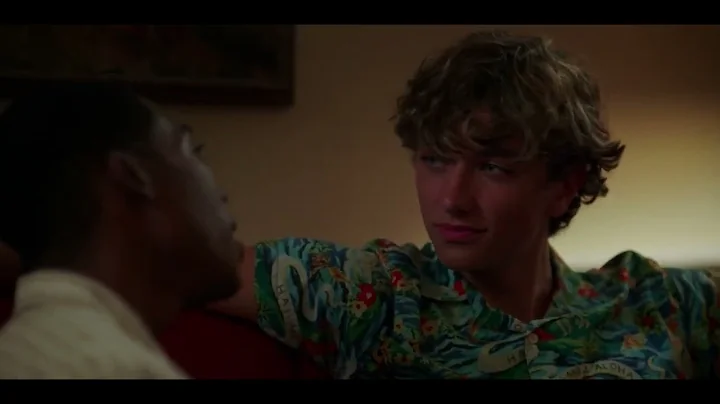 Jeremiah and Luke Kiss -TSITP 1x03