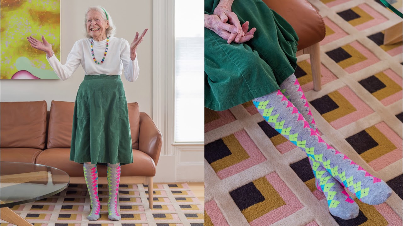 Angela Adams : Details of the June Area Rug