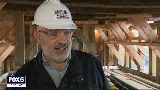 Celebrity Workers find hidden time capsule Net Worth