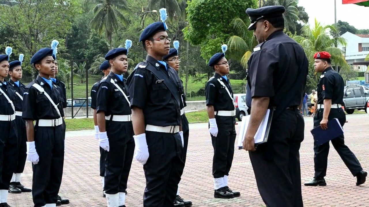  KAWAD  KAKI KADET POLIS LELAKI PART 1 1 MOV YouTube