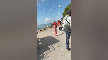 Hòn đá bạc.cà mau