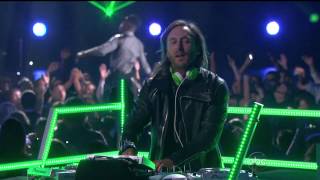 David Guetta feat. Akon & Ne-Yo - Play Hard (Billboard Music Awards 2013) HD Resimi