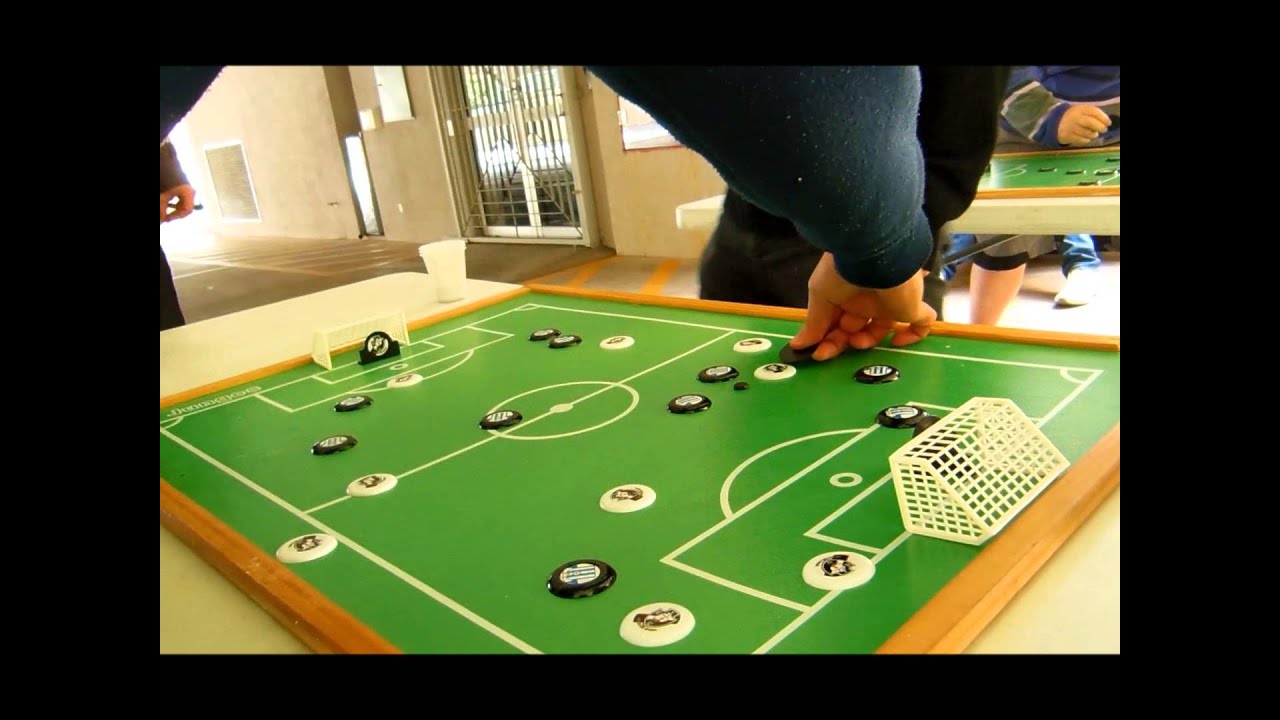 Escanteio Futebol De Bot o EDUCA