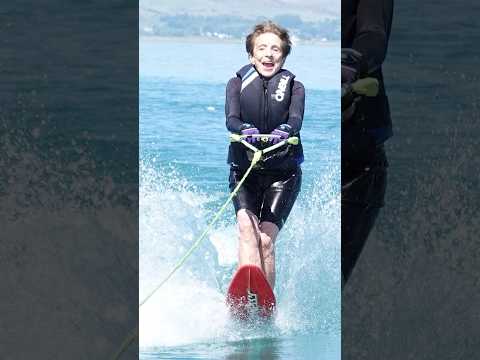 Oldest waterskier (female) - Dwan Jacobsen Young at 92 years and 99 days old 🏄‍♀️