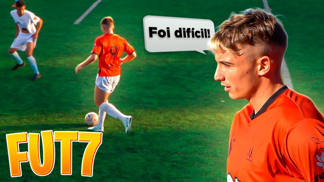 PRIMEIRO JOGO COM MEU TIME PROFISSIONAL DE FUT7!! - YouTube