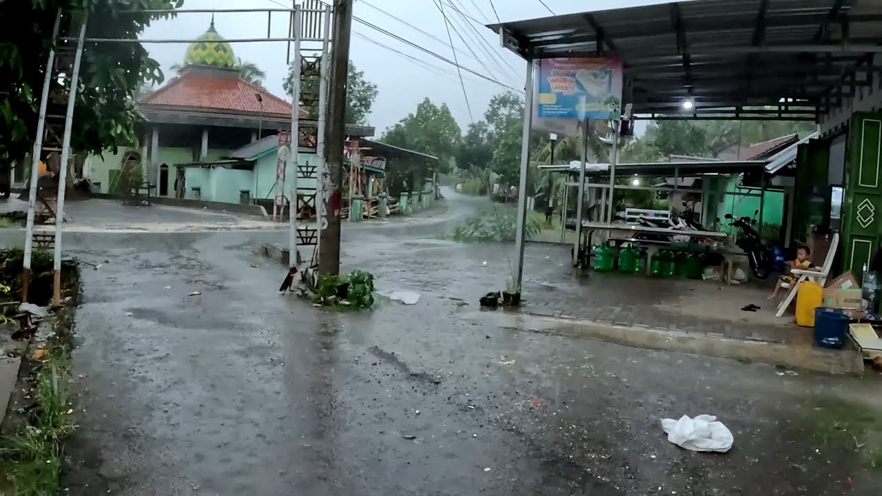 Walking Through Heavy Rain Storm with Strong Wind and Thunder in Quiet ...