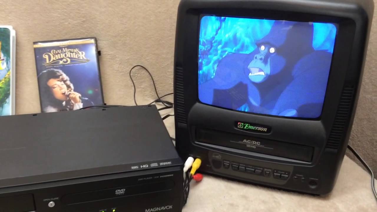 Magnavox DVD VCR Combo DV220MW9 - YouTube