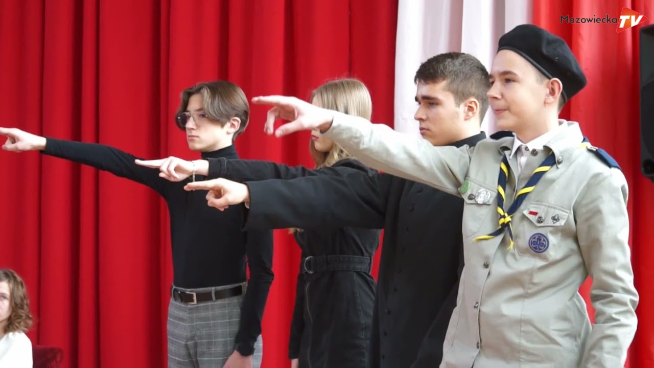 Uroczysta akademia uczniów PSP nr 2 w Mogielnicy z okazji 11 listopada