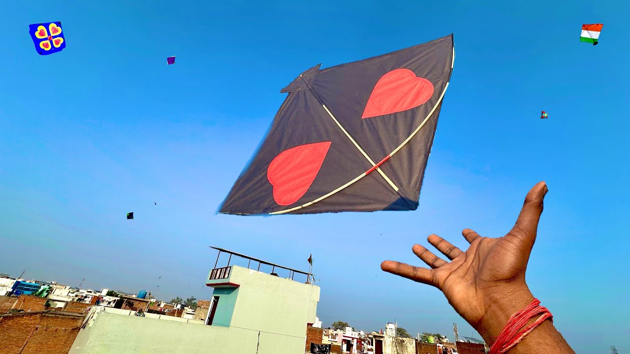 Kite Catching On Roof | : Kite Looting Ki Video | Kite Fighting | Kite