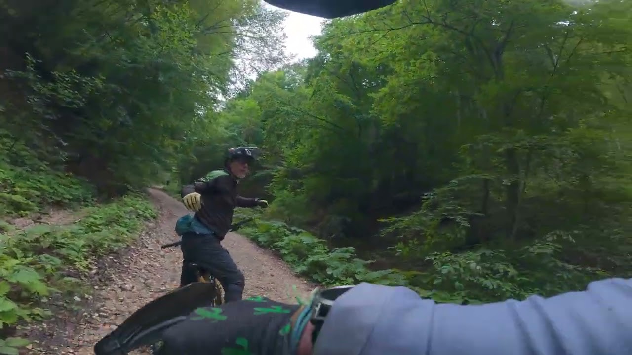 MountainBike Diaries - Sfanta Treime de Postavaru, Oaban, Nisipuri si Timan