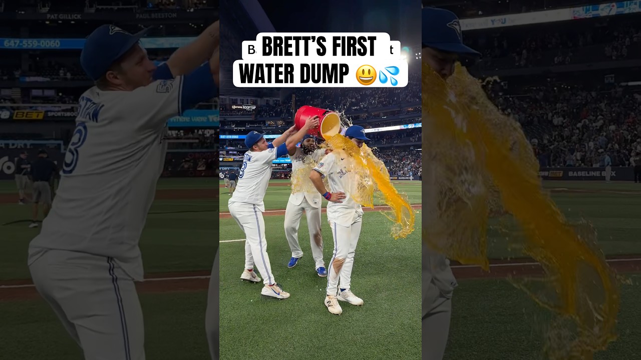 Brett Bateman’s first water dump 🧊💦 #MLB #BlueJays #Toronto