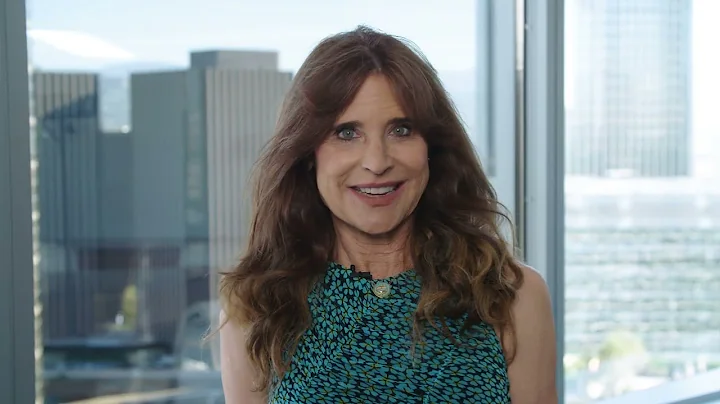 Women of Achievement 2022 Nominee - Leslie Mayer