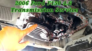 2006 Ford F150 4.6 Cómo hacer el servicio a la transmisión (transmission service)