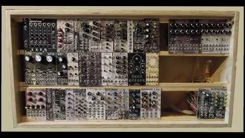 DIY Synth random bleeps