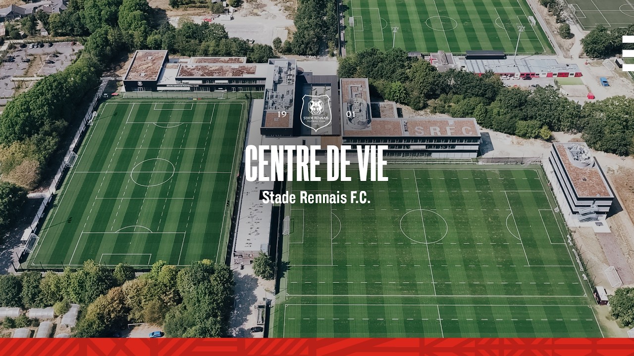 Une vue imprenable sur le nouveau Centre de vie du Stade Rennais F.C.