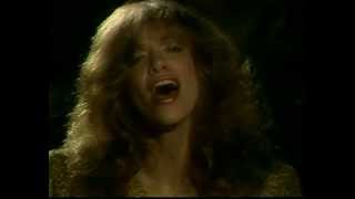 Watch Carly Simon Hurt video