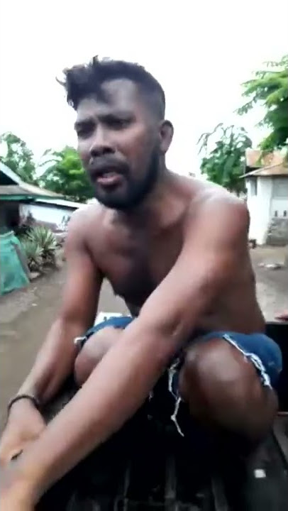 Video lucu bapak bapak naik mobil