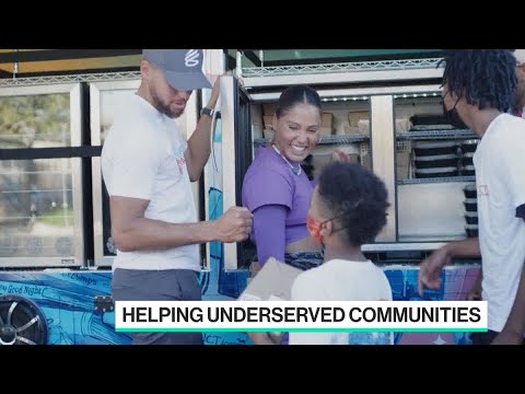 Steph & Ayesha Curry Roll Out New Bus To Support Oakland Community Steph & Ayesha Curry Roll Out New Bus To Support Oakland Community