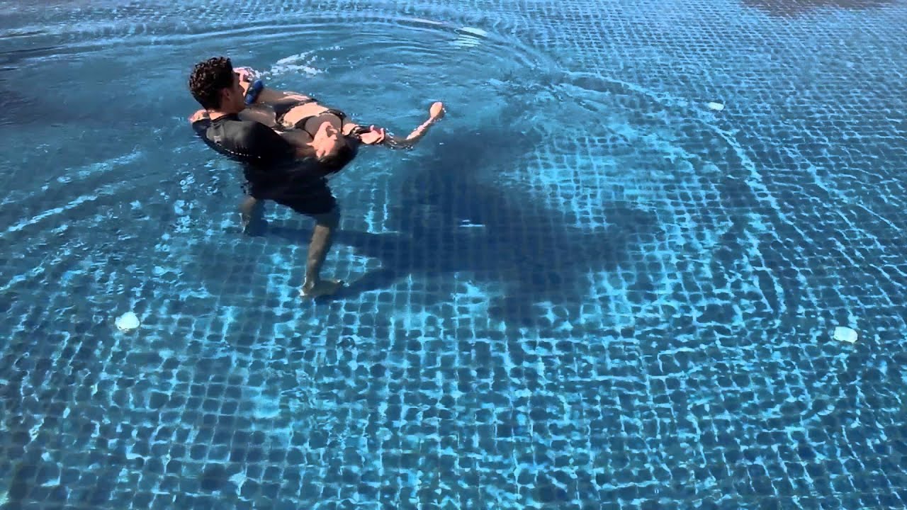 AsiaSpa Inner Retreat with Vivienne Tang JanFeb 2015   Aquatic Bodywork by Steve Karle at Amanpulo
