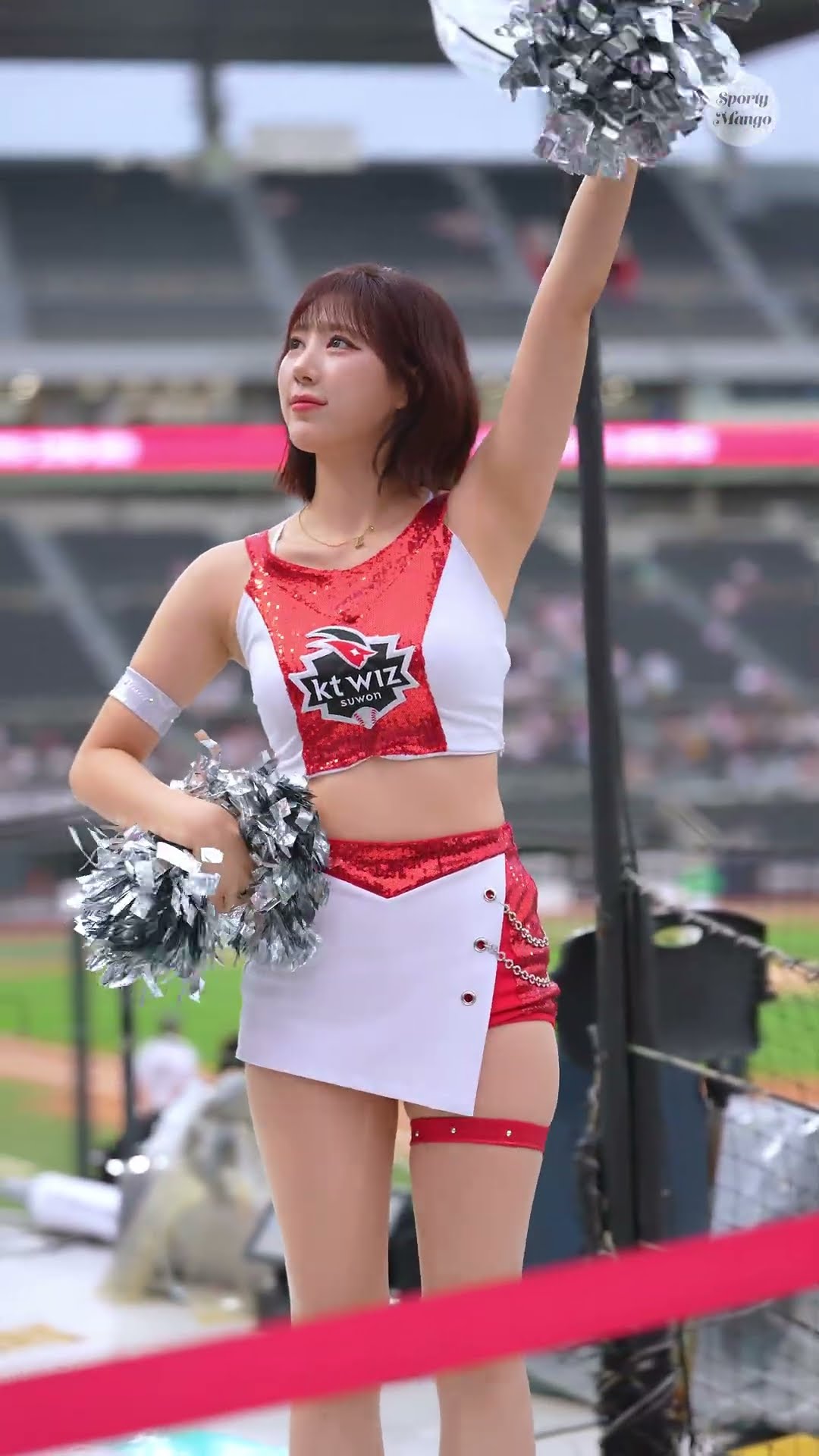 보정이 필요없는 이금주 치어리더의 미모