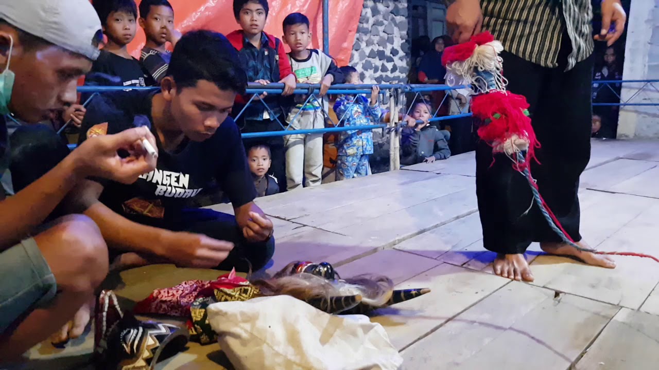 Kesurupan Minta sajen penuh Tari Topeng Lengger Kebogiro-Langen Budoyo | Perboto Kalikajar Wonosobo