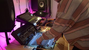 new video of me mixing some dub music