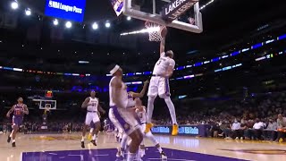 Anthony Davis Elevates for HUGE One-Hand Oop! 😮