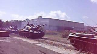 今津駐屯地祭　７４式戦車　観閲行進