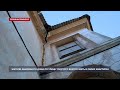 В Севастополе разрушается аварийный дом на улице Толстого