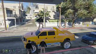 Gooning for fable and lucky RP pass by cops.