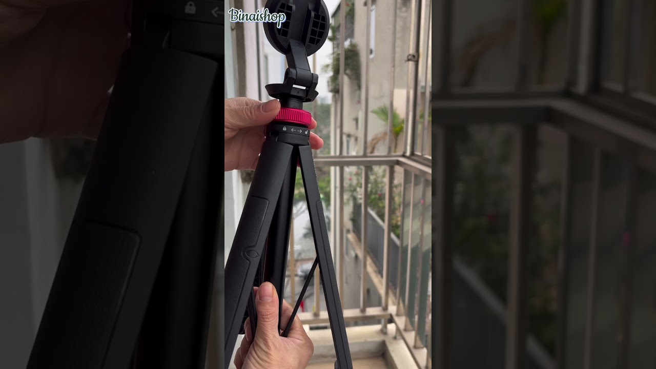 Ulanzi MT-84 - Tripod Đa Năng Cho Điện Thoại Có MagSafe, Bluetooth Remote, Xoay 360Độ Cho Điện Thoại