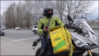 Работа Курьером на мотоцикле в Яндексе