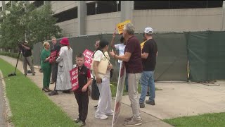 Nurses rally against Veterans Affairs cuts