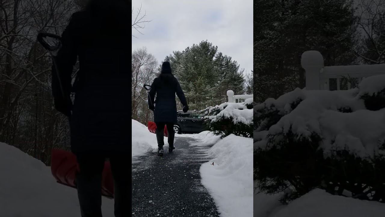 How to quickly and safely clean snow off your car and pathway 🤣