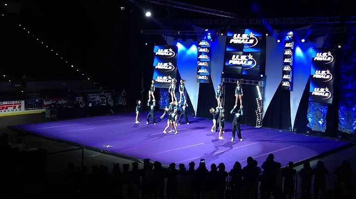 Lindsey Akins CF1 Phoenix Level 4 Co-Ed US Finals ...