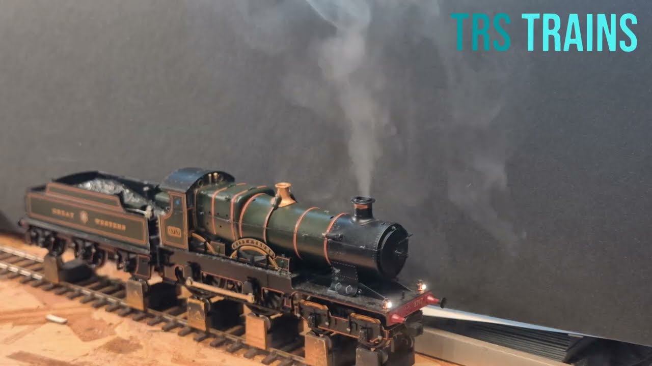 Bachmann city of Truro with smoke 