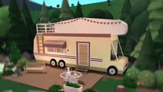 building a classic camper van home in bloxburg with anix and frenchrxses