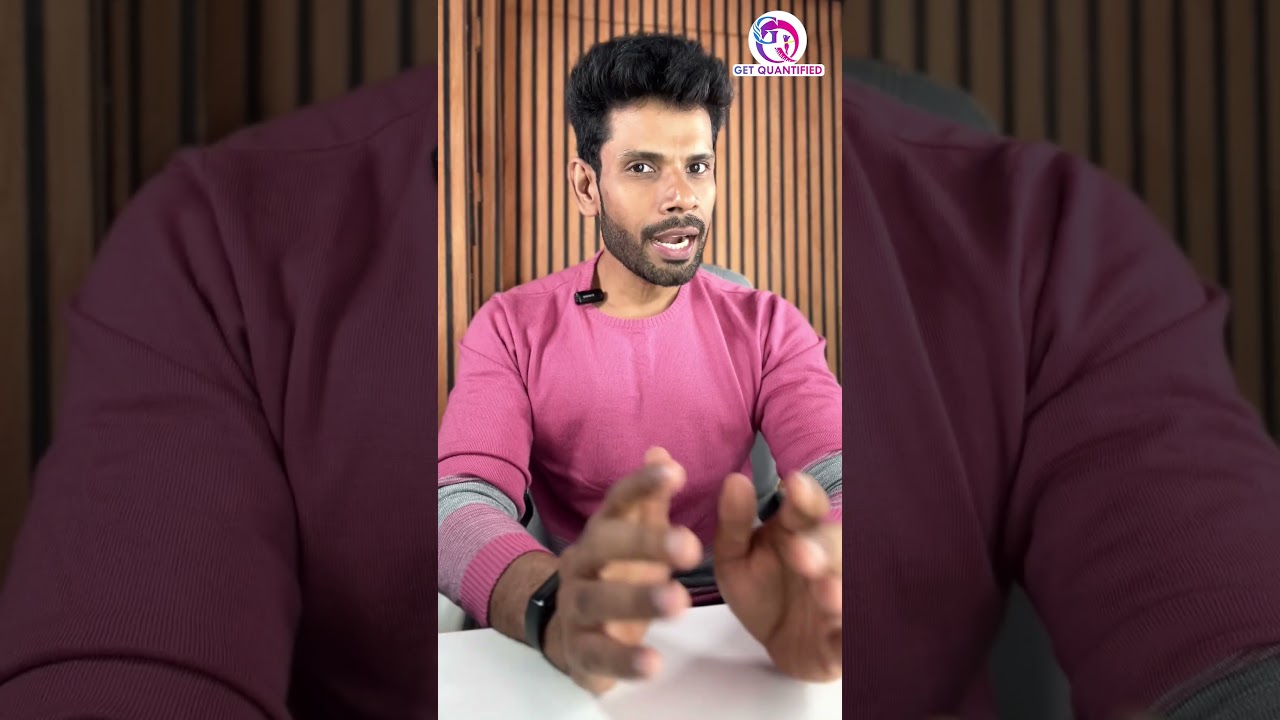 Холодный душ — для некоторых людей такой внезапный шок может быть опасен. 