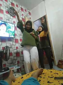 Pemersatu bangsa | Jilbab goyang tik-tok