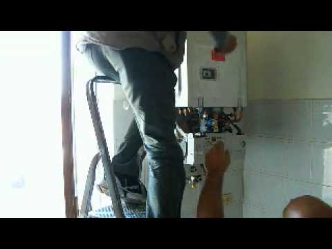 Video: Installazione di una caldaia a gas in una casa privata: la tecnologia