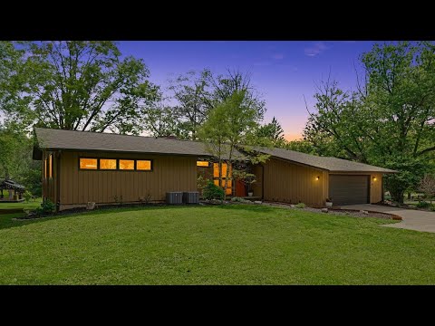 1010 Parkview Dr, Mahomet, IL home video tour