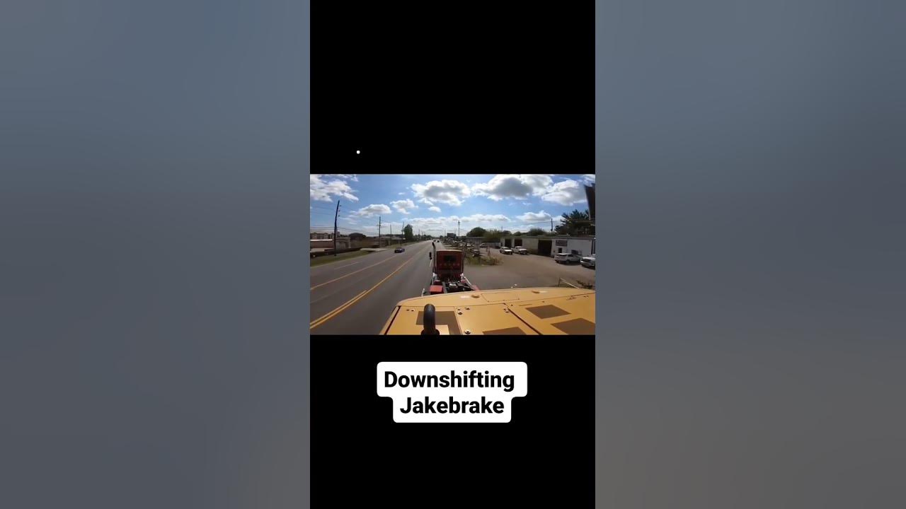 Jake brake from hell 💥💪😎#viral #shorts #automobile #kenworth #detroit