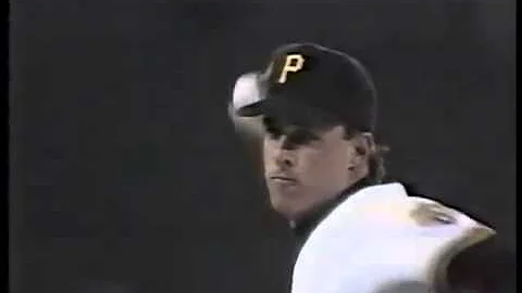 Jeff Blauser whiffs at Tim Wakefield knuckler at 1992 NLCS