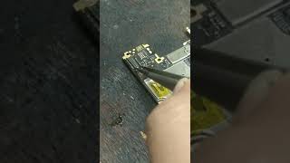 CHANGING DISPLAY CONNECTOR .