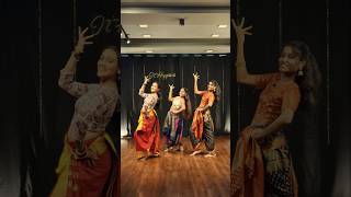 Cham cham karta Hai ye nashila Badan #dance #trending #marathi #fyp #ytshorts #shorts