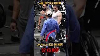 Much better like this 🤭#anatoly #fitness #gym