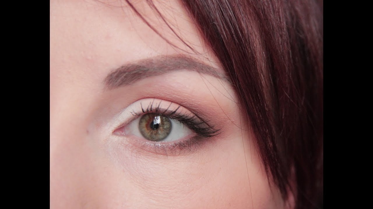 МАКИЯЖ С ПАЛЕТКОЙ ATELIER №22