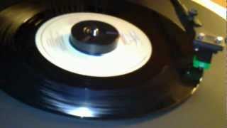 LEVEL 42 - LESSONS IN LOVE (VINYL 45 RPM)